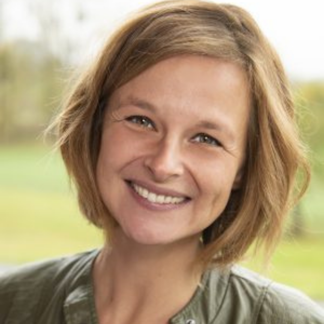 Dr. Claudia Turecek